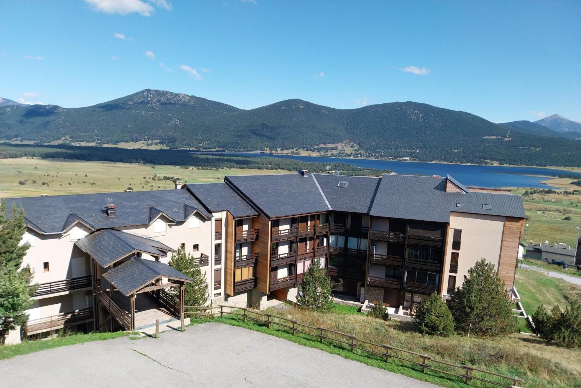 Апартаменты Soleil Et Montagne - Au Pied Station Les Angles Экстерьер фото